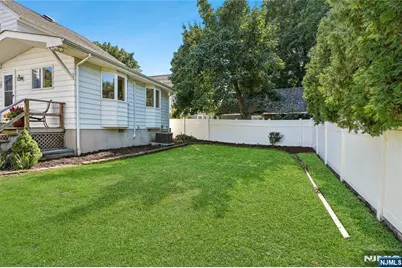 14 Wayland Drive, Verona, NJ 07044 - Photo 27