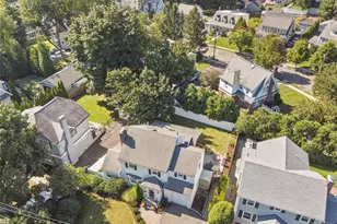 14 Wayland Dr, Verona, NJ 07044 - Photo 29