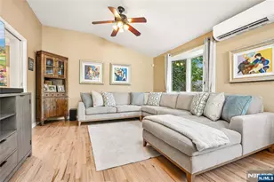 14 Wayland Dr, Verona, NJ 07044 - Photo 13