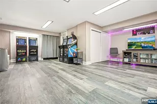 14 Wayland Dr, Verona, NJ 07044 - Photo 25