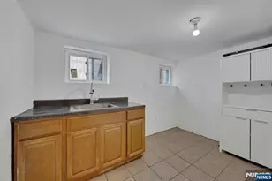 127 16th St, East Orange, NJ 07017 - Photo 13