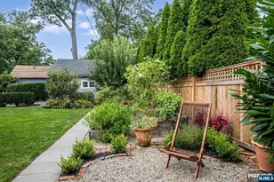 42 Hamilton Rd, Glen Ridge, NJ 07028 - Photo 31