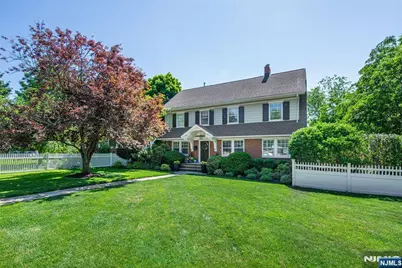331 Grove Street, Montclair, NJ 07042 - Photo 3