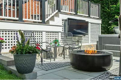 331 Grove Street, Montclair, NJ 07042 - Photo 37