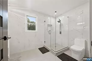 8 Airmont Ave, Mahwah, NJ 07430 - Photo 27