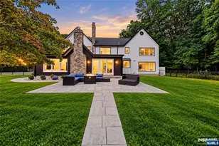 8 Airmont Ave, Mahwah, NJ 07430 - Photo 43