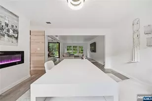 8 Airmont Ave, Mahwah, NJ 07430 - Photo 7