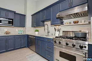 23 Hamilton St, Allendale, NJ 07401 - Photo 7