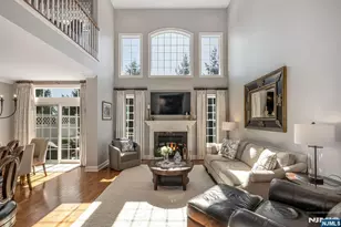 107 Windsor Ln, Ramsey, NJ 07446 - Photo 5