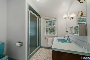 1 Carlyle Pl, Hillsdale, NJ 07642 - Photo 43