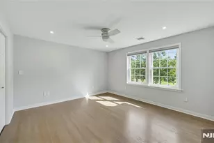 347 Fifth Ave, River Edge, NJ 07661 - Photo 37