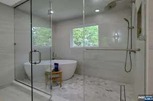9 Crestview Ct, Montclair, NJ 07042 - Photo 21