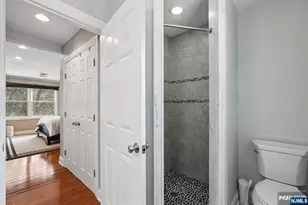 1062 Evergreen Ct, New Milford, NJ 07646 - Photo 31