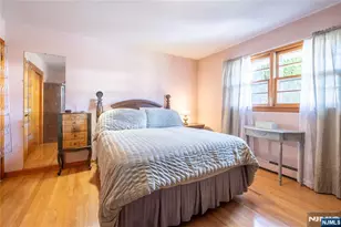 34 Cottage Pl, Garfield, NJ 07026 - Photo 9