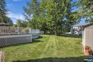 23 Meadow Dr, Little Falls Township, NJ 07424 - Photo 41
