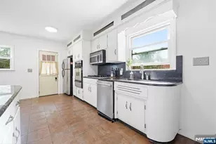 83 Franklin St, Bloomfield, NJ 07003 - Photo 15