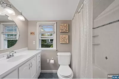29 Oakley Terrace, Nutley, NJ 07110 - Photo 25