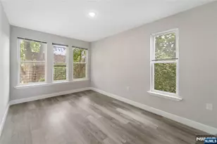 467 Bergen Ave, Jersey City, NJ 07304 - Photo 11
