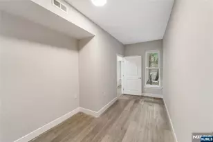 467 Bergen Ave, Jersey City, NJ 07304 - Photo 17