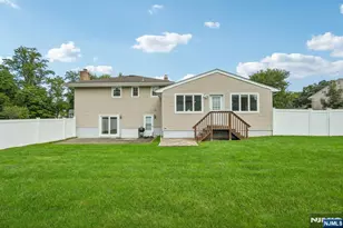 18 Dogwood Ln, Montvale, NJ 07645 - Photo 33