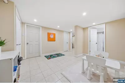 36 Amelia Avenue, Livingston, NJ 07039 - Photo 21