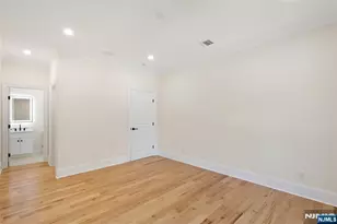 13 Harding Pl, Livingston, NJ 07039 - Photo 29