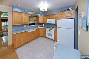 156 Clinton St, Emerson, NJ 07630 - Photo 7