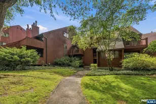 484 Teal Plaza, Secaucus, NJ 07094 - Photo 31