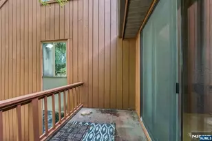 484 Teal Plaza, Secaucus, NJ 07094 - Photo 5