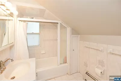 18 Minerva Avenue, Hawthorne, NJ 07506 - Photo 13
