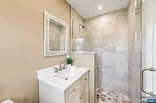 22 Marguerite Ln, Montville Township, NJ 07082 - Photo 15