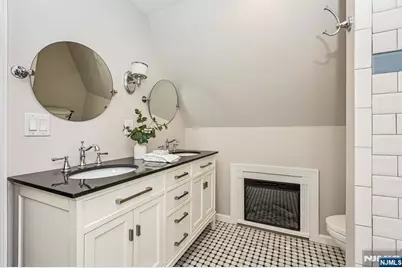 64 Watchung Avenue, Montclair, NJ 07043 - Photo 35