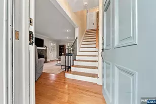 163 Cottage Rd, Wyckoff Township, NJ 07481 - Photo 3