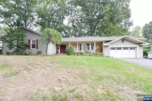 632 Iroquois St, Oradell, NJ 07649 - Photo 41