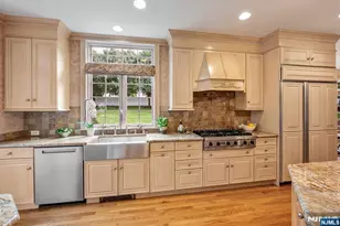 19 Mettowee Farms Ct, Upper Saddle River, NJ 07458 - Photo 11