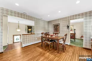 11 Oakland Terrace, Fairfield, NJ 07004 - Photo 5