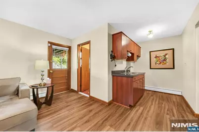 11 Oakland Terrace, Fairfield, NJ 07004 - Photo 15
