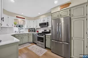 50 Maple Hill Rd, Clifton, NJ 07013 - Photo 13
