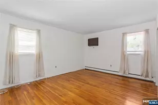 164 Page St, Elmwood Park, NJ 07407 - Photo 29