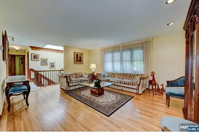 134 Hillside Avenue, Nutley, NJ 07110 - Photo 9