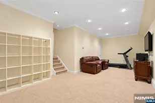 85 Vanderbeck Ln, Mahwah, NJ 07430 - Photo 33