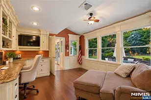 85 Vanderbeck Ln, Mahwah, NJ 07430 - Photo 17