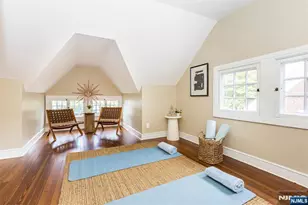 121 Christopher St, Montclair, NJ 07042 - Photo 33