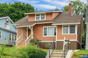 17 Floyd Rd, Verona, NJ 07044 - Photo 7