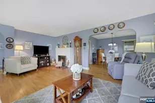 401 Adolphus Ave, Cliffside Park, NJ 07010 - Photo 15