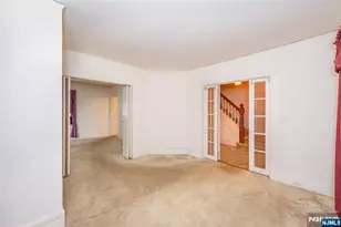 60 Martin Rd, Verona, NJ 07044 - Photo 9