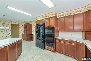 15-15 Jordan Rd, Fair Lawn, NJ 07410 - Photo 15