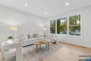 22 Reeve Cir, Millburn, NJ 07041 - Photo 5