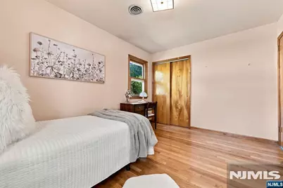 66 Enclosure Street, Nutley, NJ 07110 - Photo 15
