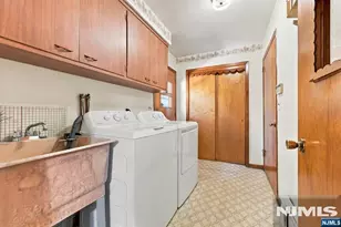 66 Enclosure St, Nutley, NJ 07110 - Photo 25